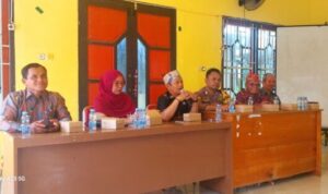 HUT RI