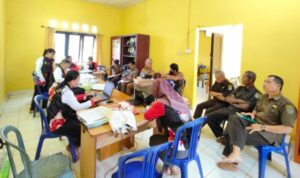 Tahapan Pilkades Bangkal Berlanjut, Panlih Lakukan Penelitian dan Verifikasi Berkas 7 Bacalon Bacalon Kades